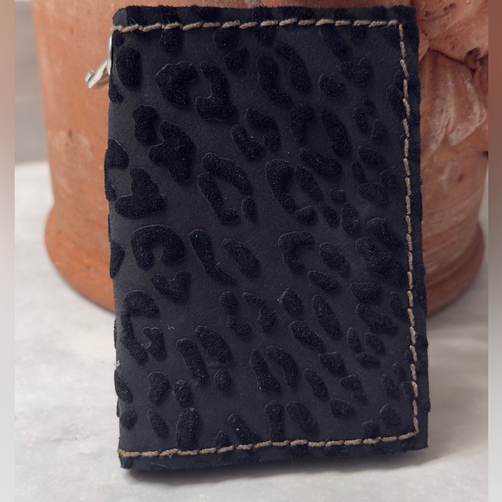 Elegant Black Leopard Print Unisex Card Holder/Key Chain